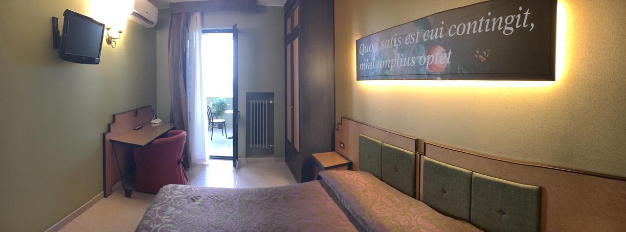 Hotel Orazio 베노사 외부 사진